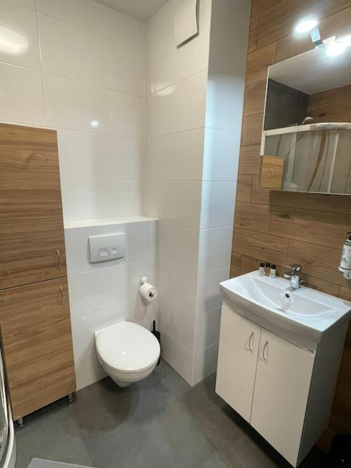 Apartament Cyprysowa Fine *